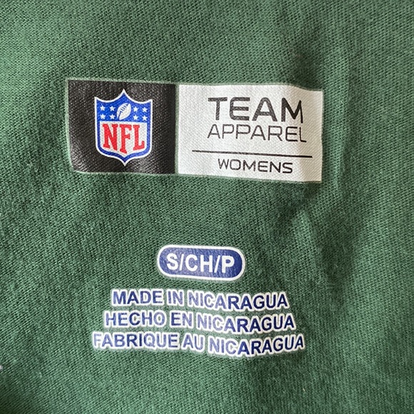 NFL Green Bay packers team apparel woman’s shirt size small - Picture 2 of 5